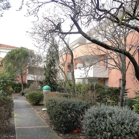 T2 Meuble Avec Balcon Apartment